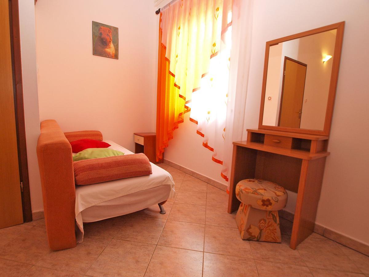 Apartments Slavka 1155 Pula Zewnętrze zdjęcie