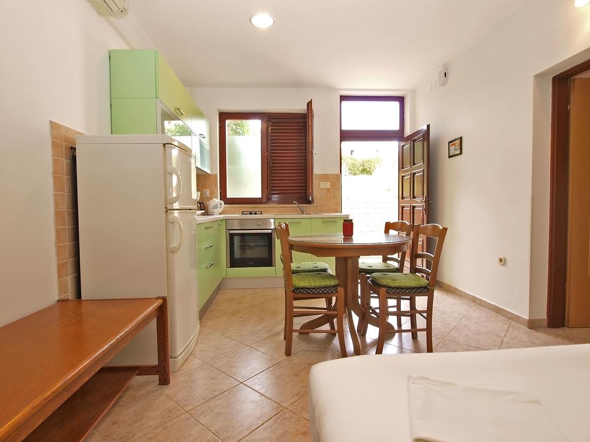 Apartments Slavka 1155 Pula Zewnętrze zdjęcie