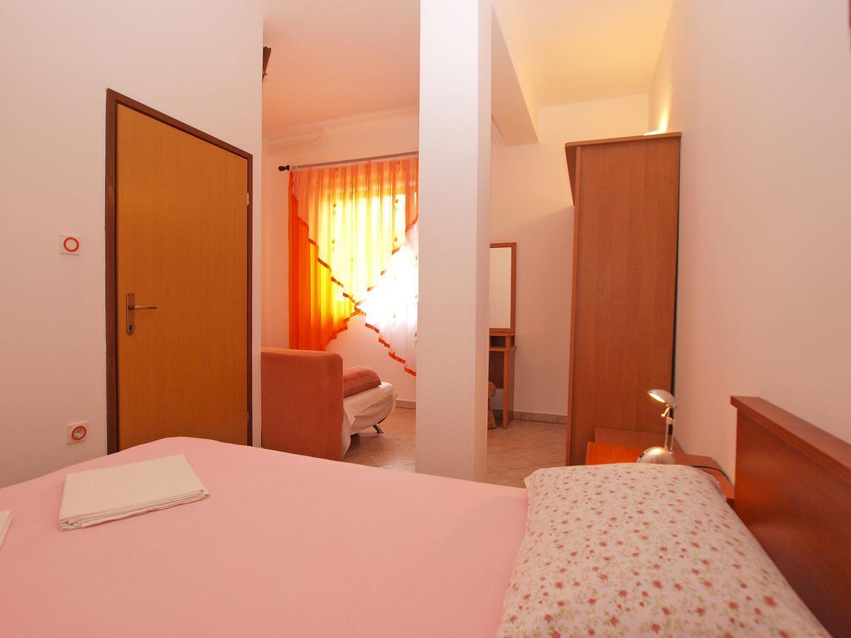 Apartments Slavka 1155 Pula Zewnętrze zdjęcie