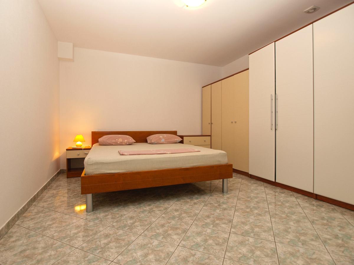 Apartments Slavka 1155 Pula Zewnętrze zdjęcie